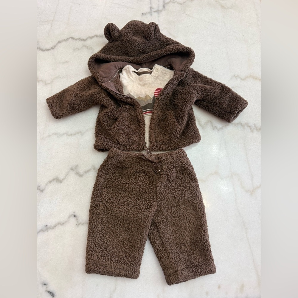Old Navy Brown and Cream Baby Fleece Set